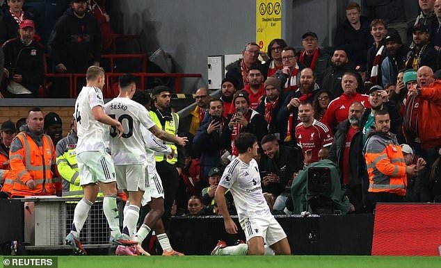 EPL: Maguire’s Header Make 2-1 Victory Over Liverpool