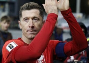 Barca’s anger at Lewandowski baffles Poland coach