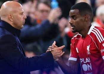 Liverpool Striker, Alexander Isak Suffers Groin Injury In Eintracht Frankfurt Win