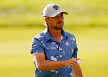 Cook Goes From Late Entry To Share Of Lead At Black Desert Before Play Suspend