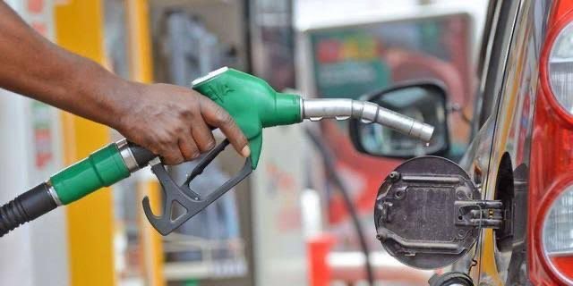 BREAKING NEWS- Fuel Price Drops in Abuja as FG Suspends 15% Import Duty on Petrol, Diesel
