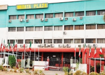 BREAKING: Panic as Gunshots Erupt at PDP National Headquarters in Abuja