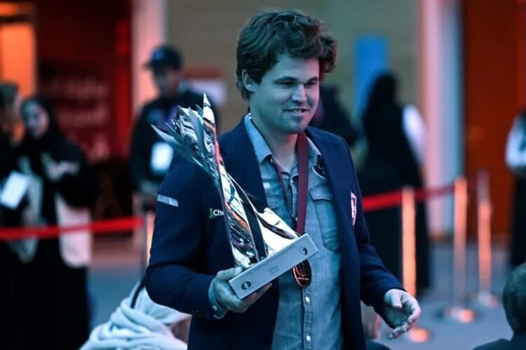 Norway’s Magnus Carlsen Clinches 20th World Chess Title