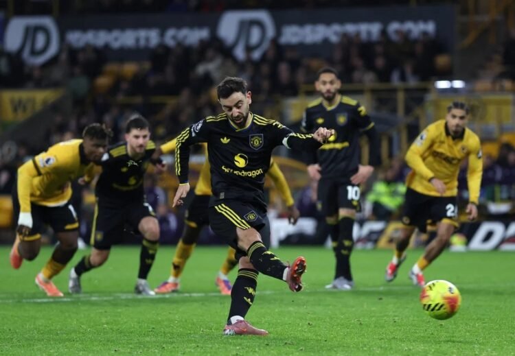 EPL: Fernandes Fires Man United Past Wolves in 4–1 Win