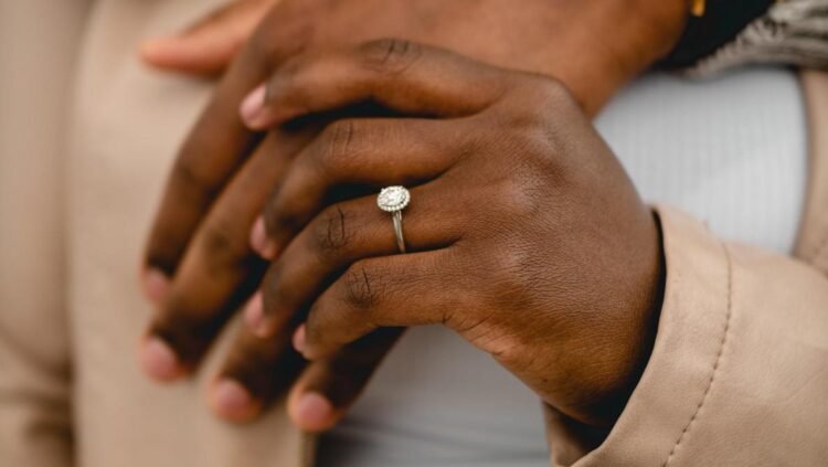 In Jigawa, a newlywed wife uses rat poison to murder her husband.