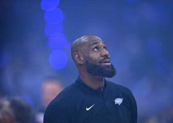Cavaliers’ Video Tribute Leaves LeBron James In tears
