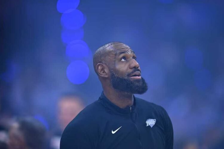 Cavaliers’ Video Tribute Leaves LeBron James In tears