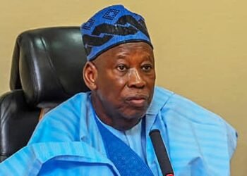 Ganduje Returns from Vacation, Begins Consultations on Kano Politics