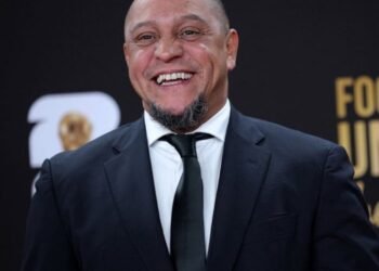 Roberto Carlos Underwent His Final Surgery And It Was Successful!