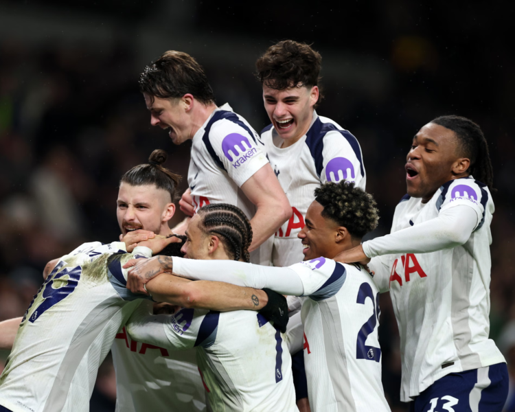 Solanke Keeps Goal Hopes Alive As Tottenham Stage Stirring Second-Half Comeback