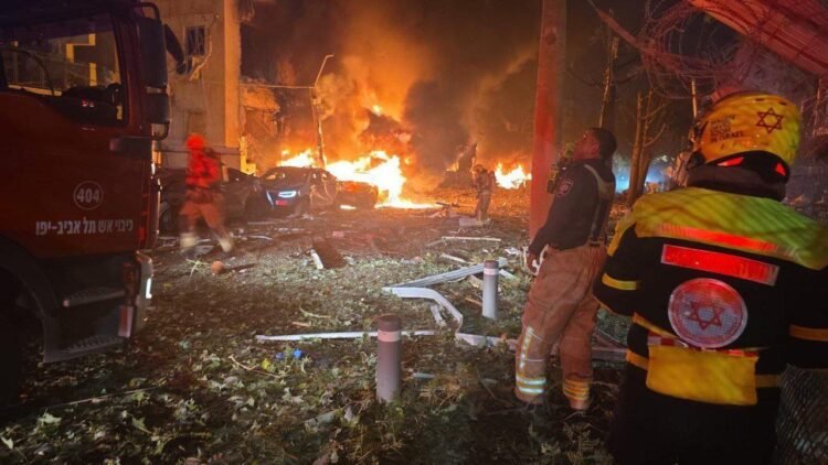 PHOTO: Tel Aviv in the aftermath of fresh Iranian missile strikes