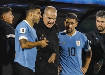 Bielsa Faces Crucial Test As Uruguay Struggles Ahead Of Wembley Clash
