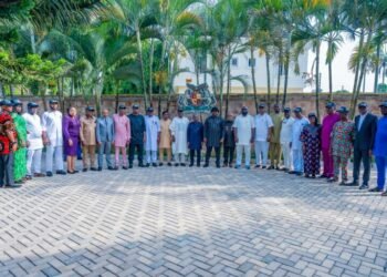 PDP chieftain joins Labour Party, meets Gov Otti