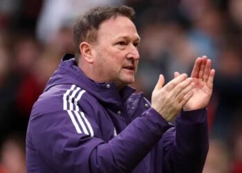 Holland Urges Manchester United To Pursue Top Finish Beyond Champions League Qualification