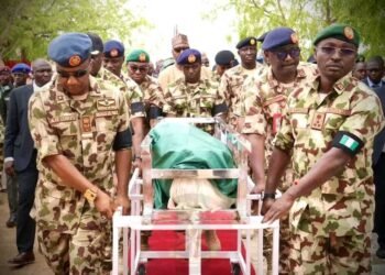 Nigerian Army Buries Soldiers Killed in Borno Attack