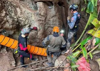 5 Villagers Rescued After Week Trapped In Flooded Laos Cave