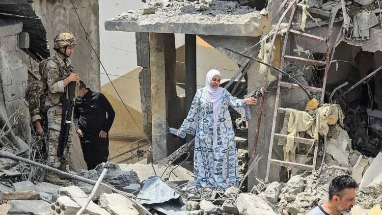 Israel Expands Strikes, Orders Tyre Evacuation Amid Hezbollah Clashes