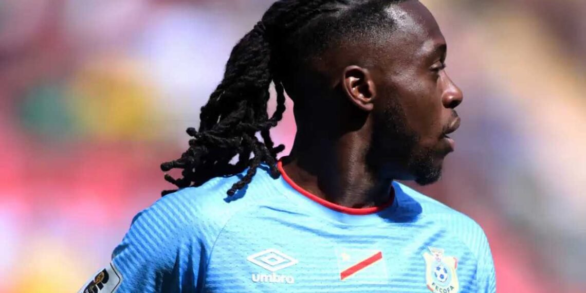 Everton Eyes Wan-Bissaka As West Ham Plans Major Sale