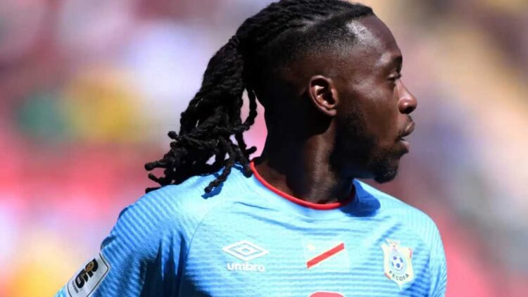 Everton Eyes Wan-Bissaka As West Ham Plans Major Sale